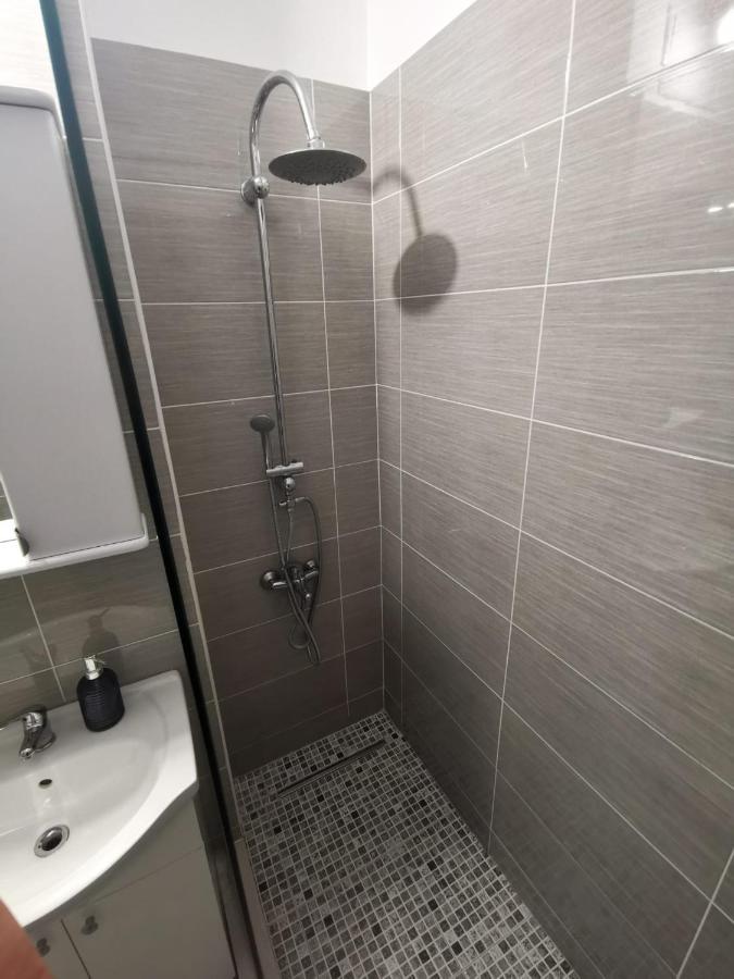 Apartament 2 Camere Aproape De Spitalul Obregia Si Bagdasar Nu Ofer Factura Bukarest Exterior foto